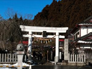 金蛇水神社