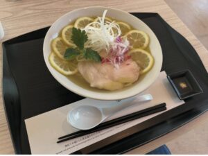 昼食