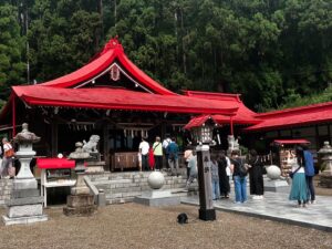 金蛇水神社