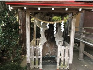 金蛇水神社