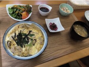 昼食