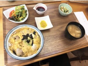 昼食