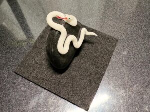 ミニチュア蛇石