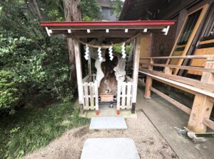 金蛇水神社