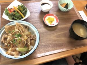 昼食