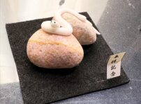 ミニチュア蛇石