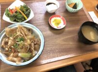 昼食